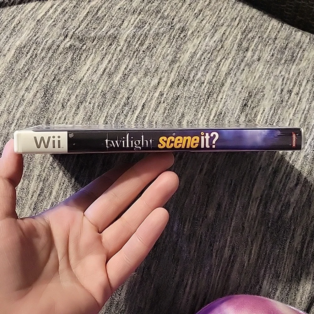 Nintendo Wii Game - Scene It? Twilight Edition Used Condition